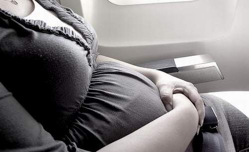 Quy định dành cho phụ nữ mang thai khi đi máy bay