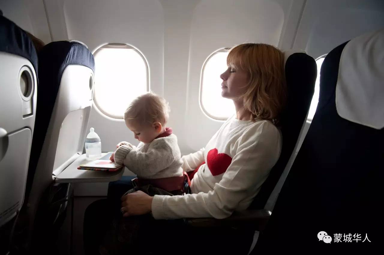 Kinh nghiệm đi máy bay đường dài cho trẻ em bạn cần biết